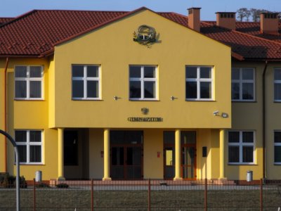 Gimnazjum szkoła w wiśniowej orląt