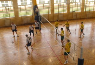 Zdjęcia z XIV Turnieju Piłki Siatkowej o Puchar Starosty Strzyżowskiego