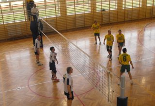 Zdjęcia z XIV Turnieju Piłki Siatkowej o Puchar Starosty Strzyżowskiego