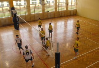 Zdjęcia z XIV Turnieju Piłki Siatkowej o Puchar Starosty Strzyżowskiego