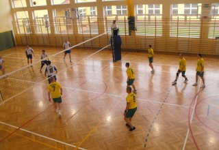 Zdjęcia z XIV Turnieju Piłki Siatkowej o Puchar Starosty Strzyżowskiego
