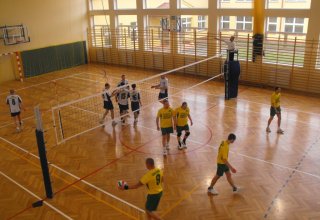 Zdjęcia z XIV Turnieju Piłki Siatkowej o Puchar Starosty Strzyżowskiego