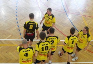 Zdjęcia z XIV Turnieju Piłki Siatkowej o Puchar Starosty Strzyżowskiego