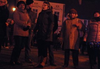 Zdjęcia z Sylwestra na rynku w Strzyżowie