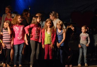 Galeria zdjęc z Dni Ziemi Frysztackiej 2013, koncert Sami