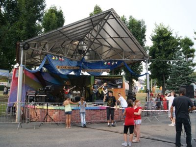Zdjęcia z Pikniku Piknik Historycznego. W hołdzie walczącym o wolność. 
