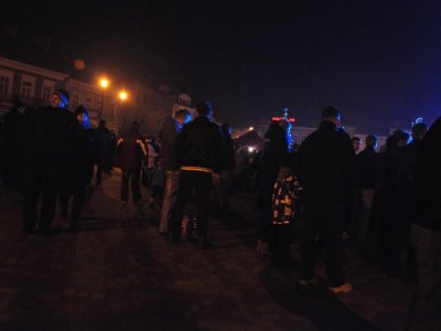 Zdjęcia z Sylwestra na rynku w Strzyżowie