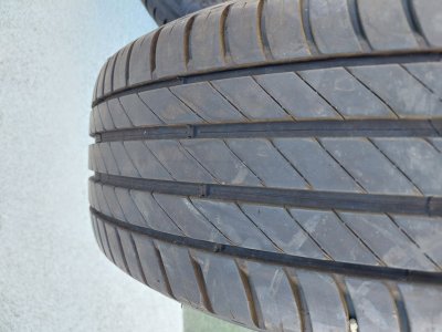 Koła z oponami letnimi Kleber 215/60 R16