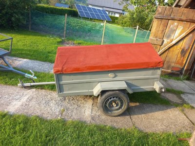 Przyczepka samochodowa 