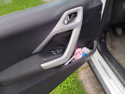 Peugeot 2008 urban cross, stan bdb, bez wkladu, doinwestowany