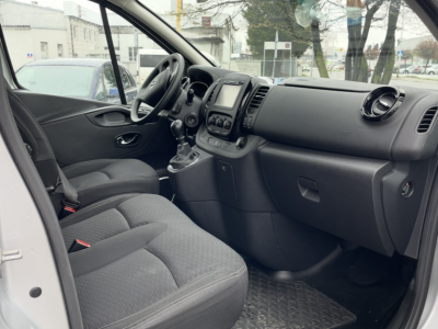 Wynajmę BUSA 9 OSOBOWEGO Opel VIVARO 2018r