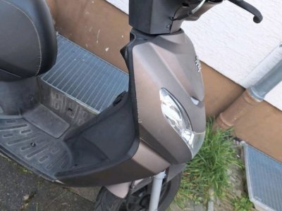 Sprzedam Peugeot Kisbee z 2022 roku, przebieg około 10 000 km.