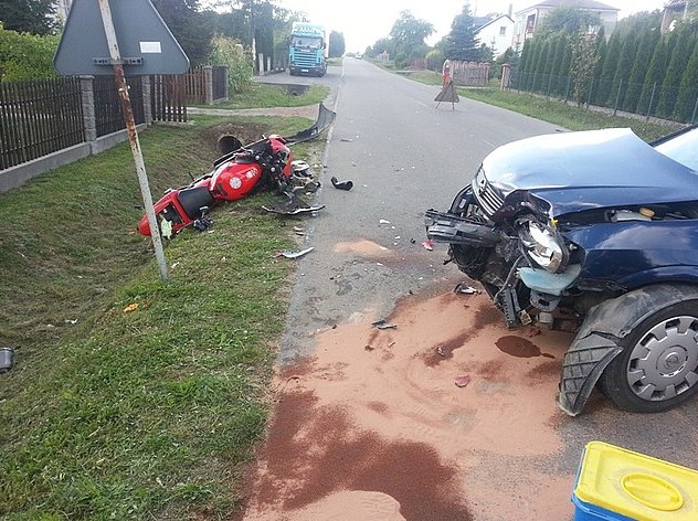 motocyklista wypadek