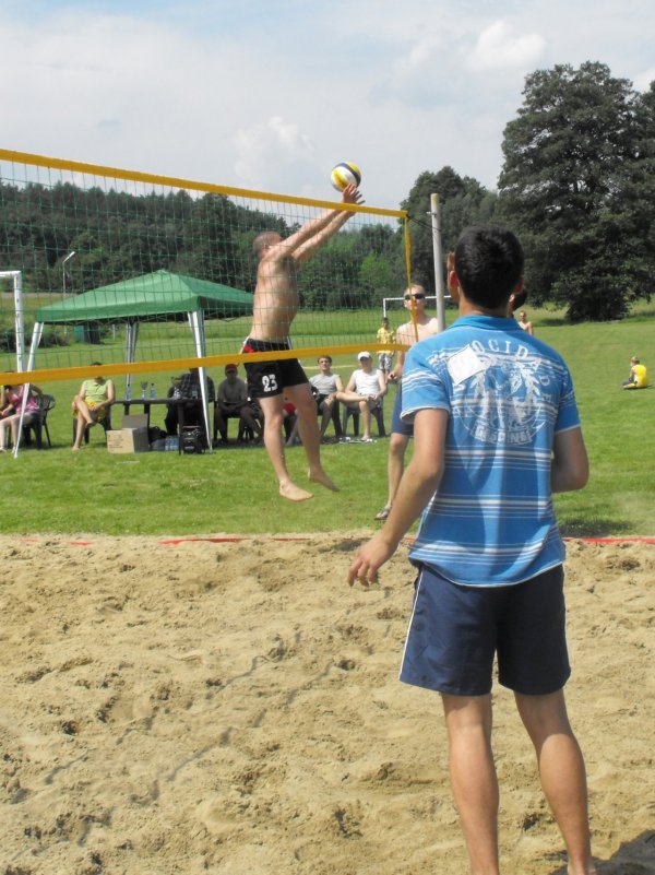 Otwarty Gminny Turniej Piłki Siatkowej Plażowej. Siatkówka plażowa na wysokim powiomie.