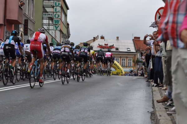 Tour de Pologne przez Strzyżow - fot. Tomasz Ciombor