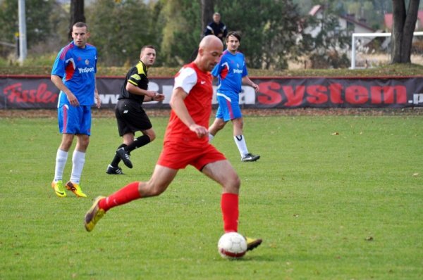 2013-10-06 Wisłok Strzyżów - LKS Pisarowce 1:2 (0:1) 