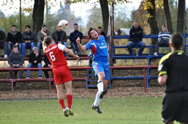 2013-10-06 Wisłok Strzyżów - LKS Pisarowce 1:2 (0:1) 