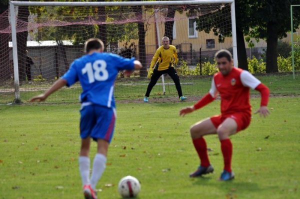 2013-10-06 Wisłok Strzyżów - LKS Pisarowce 1:2 (0:1) 