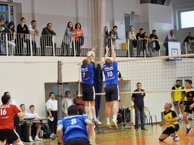 Zdjęcia z meczu siatkówki - fot. Tomasz Ciombor