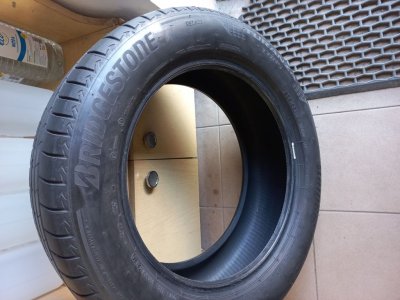 Sprzedam komplet opon letnich Bridgestone roz.235/55/18 z 2024r